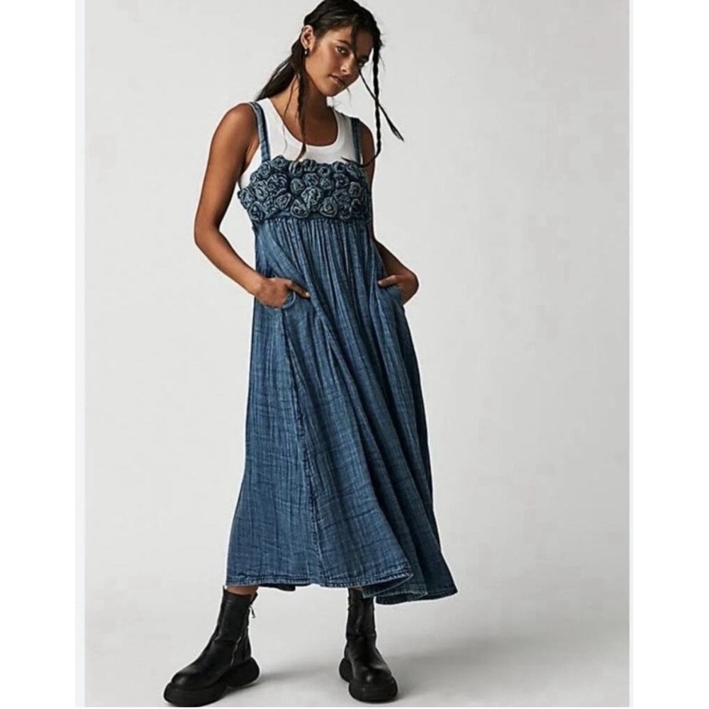 Free People Flower Fields Midi Dress Indigo Blue Cotton Gauze 3D‎ Rosettes Small